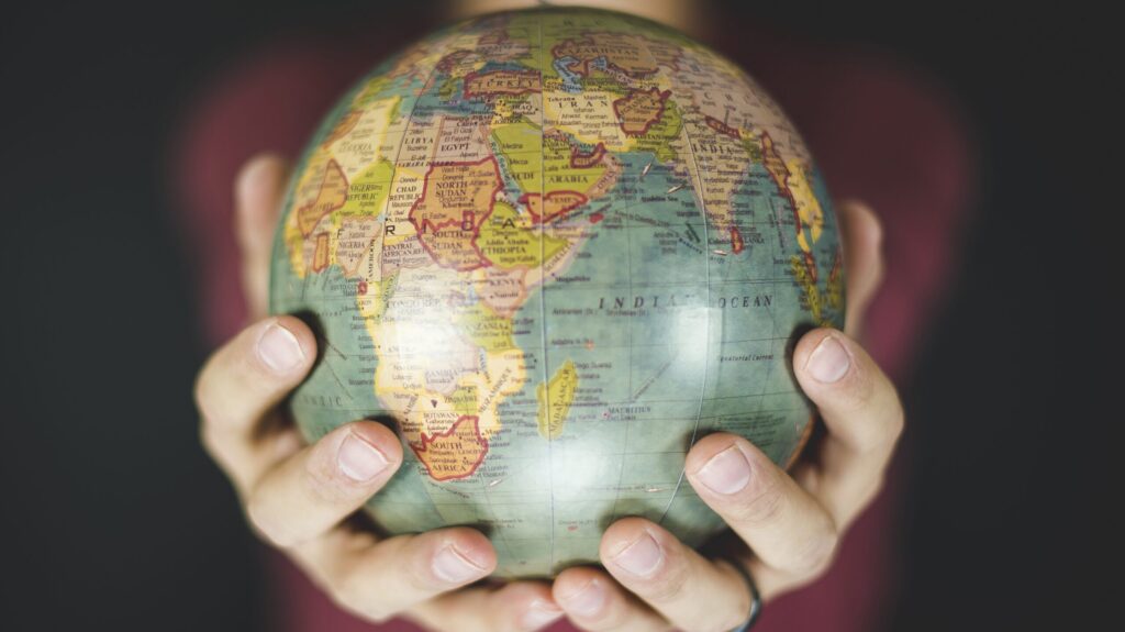 Weltregierung - ein Buch, das vor 40 Jahren geschrieben wurde- 1